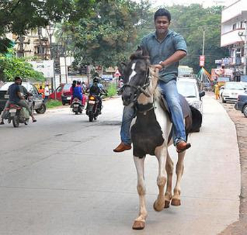 Avinand Achana..